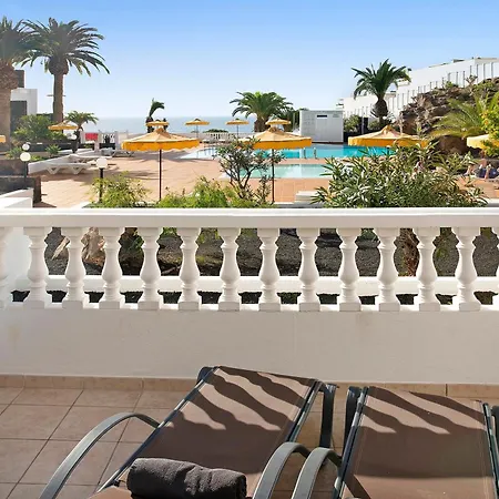 Perla Del Playa Grande Apartment Tias